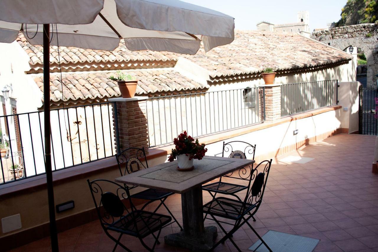Casa Gambino Bed and Breakfast Savoca Esterno foto